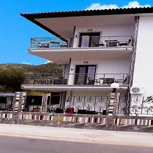 house-anna-houhlia.hotelschalkidiki.net/